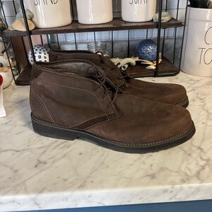 Dunham Brown Chukka Boots